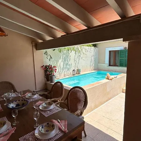 Casa Padrina Burballa * María de la Salud