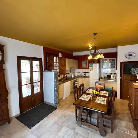 Casa Padrina Burballa Сasa de vacaciones